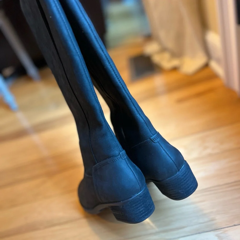 NWT Hush Puppies Black Waterproof Thinsulate Tall Women’s Boots